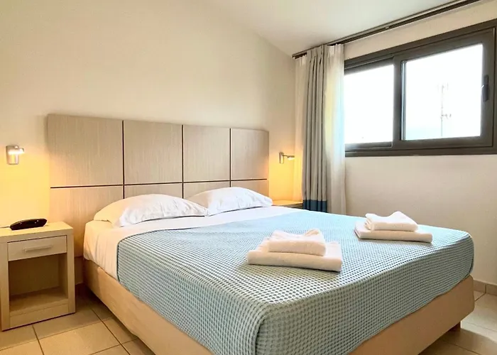 Mavridis 3*