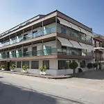 فندق Mavridis فلوغيتا