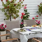 فندق Mavridis 3*