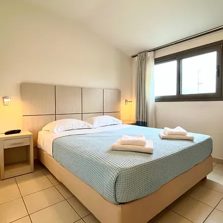 Mavridis 3*